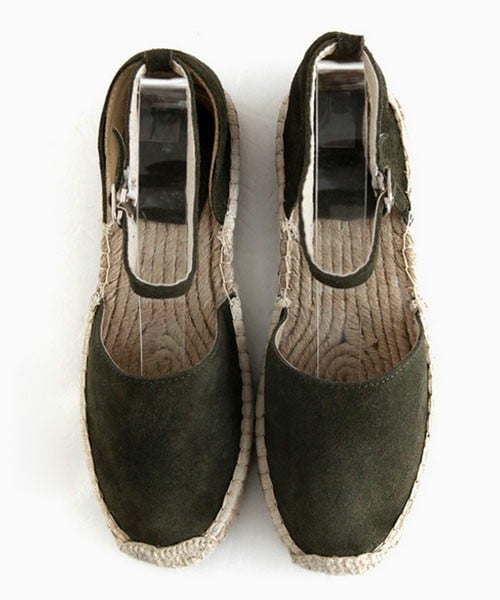 DHOLIC（ディーホリック）の「スエードアンクルストラップエスパドリーユサンダル（サンダル・レディース・ブラック/ダークオレンジ/カーキ・230/235/240/245/250）」の2枚目の写真