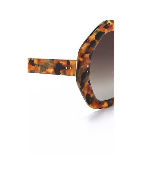 LINDA FARROW(リンダファロー)の「Linda Farrow Luxe Geometric Sunglasses(サングラス・レディース・Pearl Tortoiseshell/Brown・One Size)」の3枚目の写真
