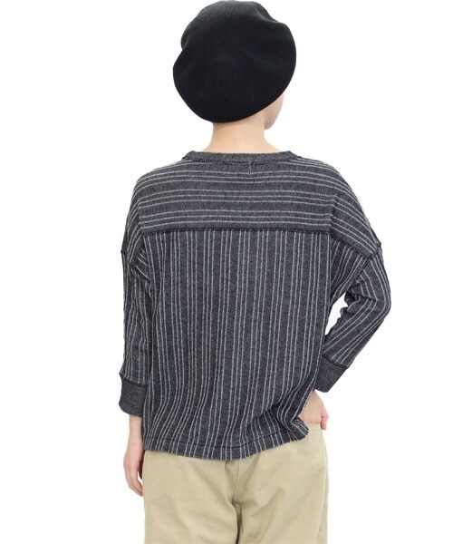 RNA-N（アールエヌエーエヌ）の「ストライプジャガードプルオーバー（トップス・レディース・グレー/ブラック/オフホワイト・M）」の8枚目の写真