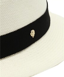 Helen Kaminski（ヘレンカミンスキー）の「HELEN KAMINSKI 中折れ