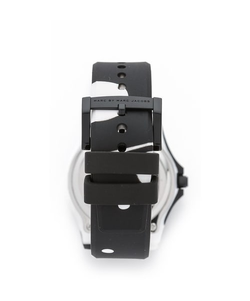 Marc by Marc Jacobs(マークバイマークジェイコブス)の「Marc by Marc Jacobs Sloane Watch(アナログ腕時計・レディース・Black/White Oil Drop・One Size)」の2枚目の写真