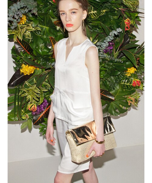 MURUA（ムルーア）の「【MODE】タックハーフパンツ（パンツ・レディース・ホワイト/ブラック/カーキ・1/2）」の5枚目の写真