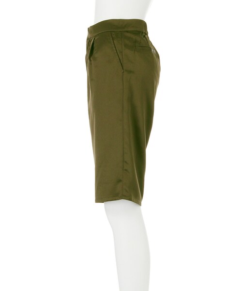 MURUA（ムルーア）の「【MODE】タックハーフパンツ（パンツ・レディース・ホワイト/ブラック/カーキ・1/2）」の8枚目の写真