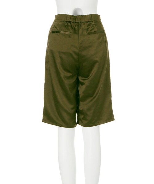MURUA（ムルーア）の「【MODE】タックハーフパンツ（パンツ・レディース・ホワイト/ブラック/カーキ・1/2）」の9枚目の写真