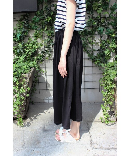 SLOBE IENA（スローブイエナ）の「メンモダールワイド パンツ（パンツ・レディース・ブラック/グレーA/ブルー・フリー）」の9枚目の写真