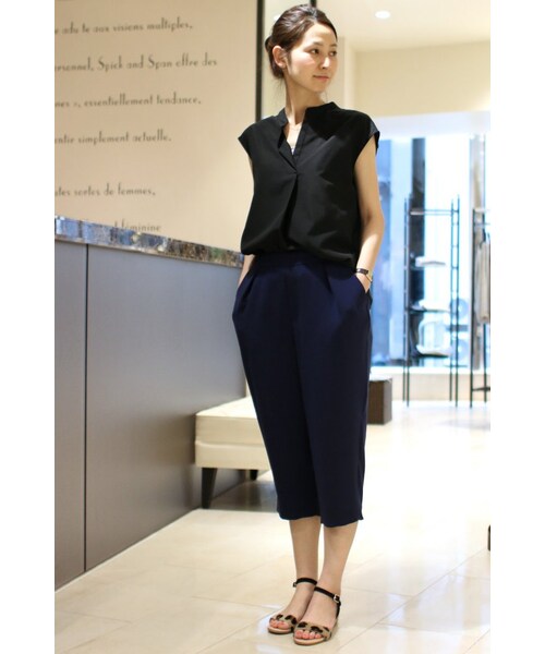 Spick & Span（スピックアンドスパン）の「エステルツイル クロップドイージー（パンツ・レディース・ブラック/カーキ/ネイビー・36/38）」の6枚目の写真