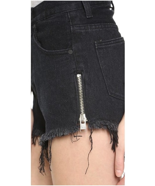 UNIF(ユニフ)の「UNIF Jeda Shorts(その他パンツ・レディース・Black・28/26/24/27/25/29/23)」の4枚目の写真