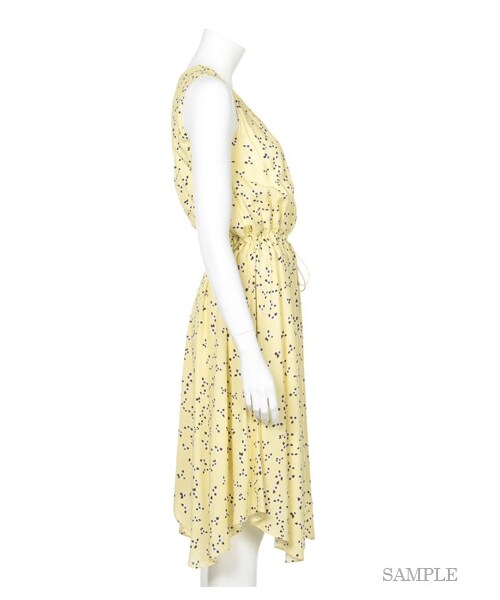 Mila Owen(ミラオーウェン)の「小花柄OP(膝丈ワンピース・レディース・YEL/KKI/BLK・0/1)」の6枚目の写真