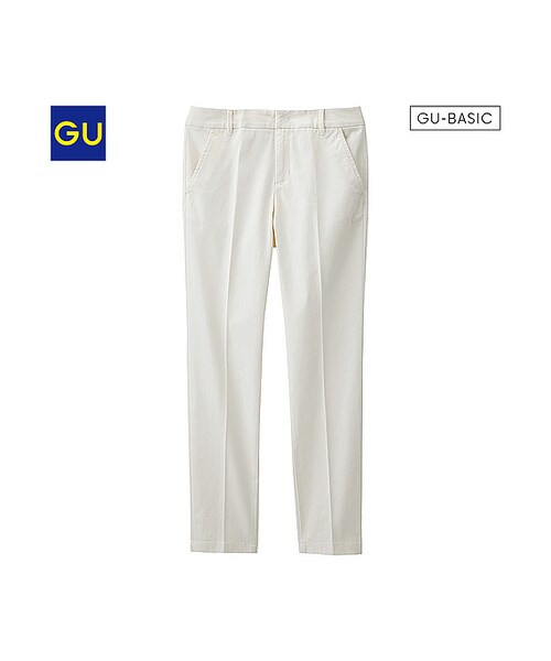 GU（ジーユー）の「（GU）テーパードチノ（WOMEN ⁄ パンツ・その他・レディース・BLACK/BEIGE/NAVY/OFF WHITE・L/M/S/XXL/XL/XS）」の2枚目の写真