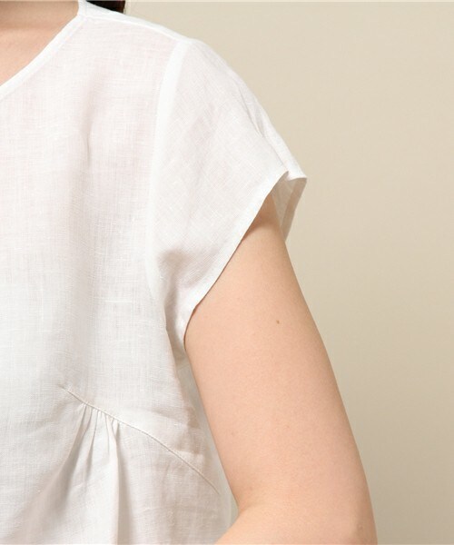 fredy emue（フレディエミュ）の「フランダースリネン半袖プルオーバー（シャツ/ブラウス・レディース・ブラック/カーキ/ホワイト/ストライプ・38/36）」の13枚目の写真