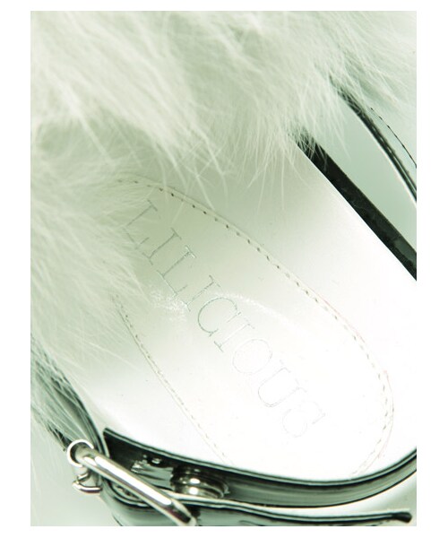 lilLilly(リルリリー)の「LILICIOUS ファーコンフォートサンダル(シューズ・レディース・WHITE/GRAY/BLACK・S/M)」の12枚目の写真