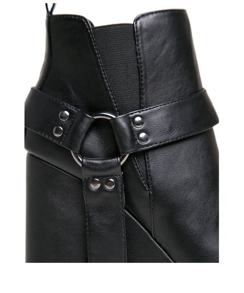 YRU（-）の「GEMMA（シューズ・レディース・BLACK）」の3枚目の写真