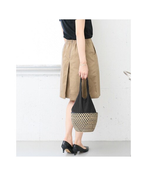 URBAN RESEARCH DOORS（アーバンリサーチドアーズ）の「MUUN Motif Basket（バッグ・レディース・BK・FREE）」の2枚目の写真