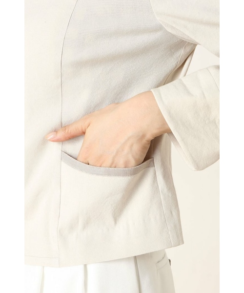 La TOTALITE(ラトータリテ)の「リネンストレッチC-ZIP ジャケット。(ジャケット/アウター・レディース・ホワイト/ベージュ/ネイビー・36/38)」の10枚目の写真