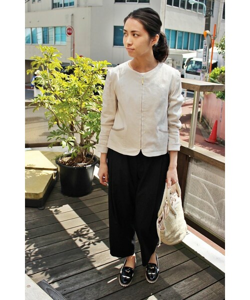 La TOTALITE(ラトータリテ)の「リネンストレッチC-ZIP ジャケット。(ジャケット/アウター・レディース・ホワイト/ベージュ/ネイビー・36/38)」の22枚目の写真