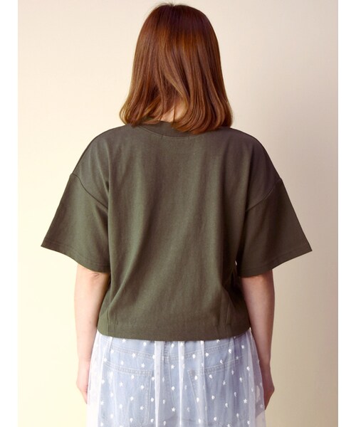 w closet（ダブルクローゼット）の「裾ダーツ入りプルオーバー（トップス・レディース・オフホワイト/グレー/カーキ・FREE）」の6枚目の写真