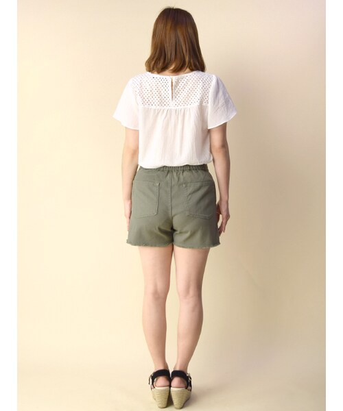 w closet（ダブルクローゼット）の「レースアップショートパンツ（パンツ・レディース・ベージュ/オレンジ/Lカーキ・FREE）」の6枚目の写真