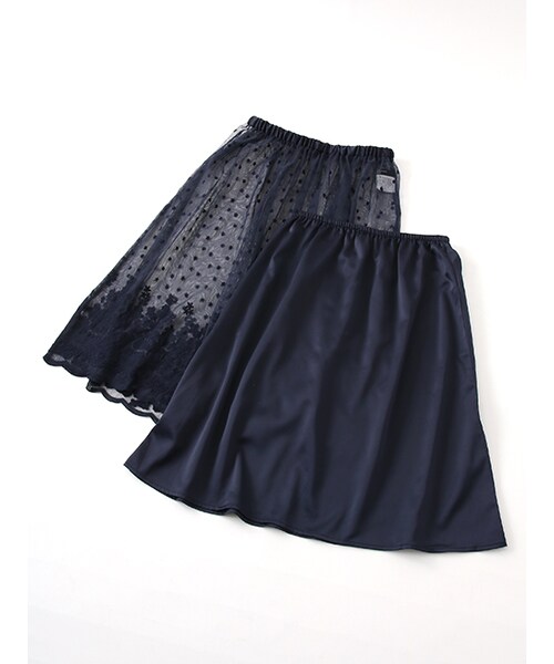 w closet(ダブルクローゼット)の「刺繍入りチュールスカート(スカート・レディース・オフホワイト/カーキ/ネイビー・FREE)」の10枚目の写真