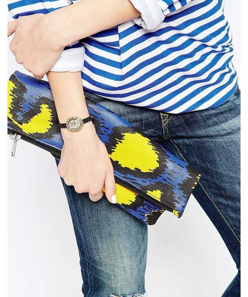 Vivienne Westwood(ヴィヴィアンウエストウッド)の「Vivienne Westwood Mini Leather Strap Watch(アナログ腕時計・レディース・black)」の2枚目の写真