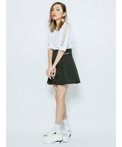 EVRIS（エヴリス）の「サイドZIPボックススカート（スカート・レディース・ブラック/レッド）」の4枚目の写真