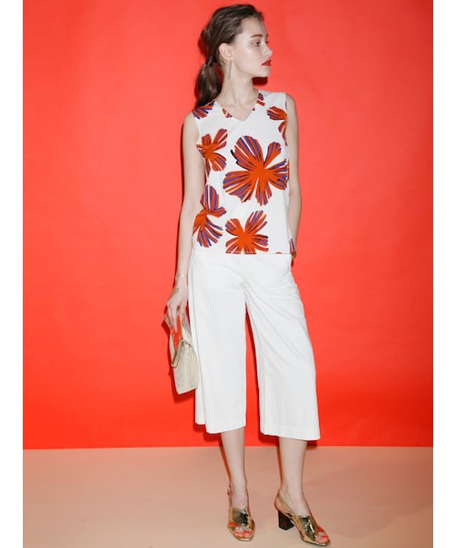 MURUA（ムルーア）の「【FEMININE】サマーフローラルタンク（トップス・レディース・オレンジ/グリーン・F）」の3枚目の写真