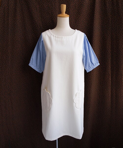 paravion（パラビオン）の「フラワーポケットデニムワンピース（ワンピース/ドレス・レディース・デニム/オフホワイト・ワンサイズ）」の3枚目の写真