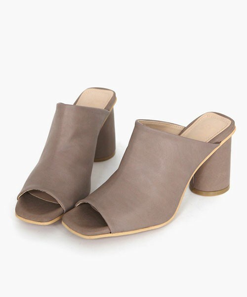 DHOLIC（ディーホリック）の「フェイクレザーブラックブーサン（サンダル・レディース・ブラック/ライトココア・225/230/235/240/245）」の2枚目の写真