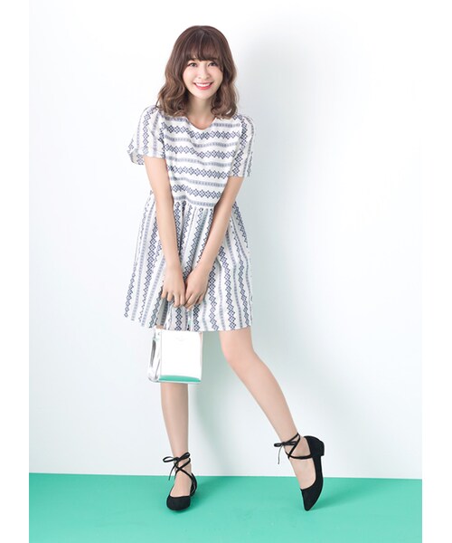 gracegift（グレースギフト）の「韓國尖頭綁帶娃娃鞋（シューズ・レディース・黑/紅/杏・35/36/37/38/39/40）」の5枚目の写真