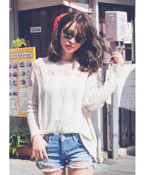 gracegift（グレースギフト）の「韓國唯美透膚鏤空針織上衣（トップス・レディース・杏・F）」の4枚目の写真