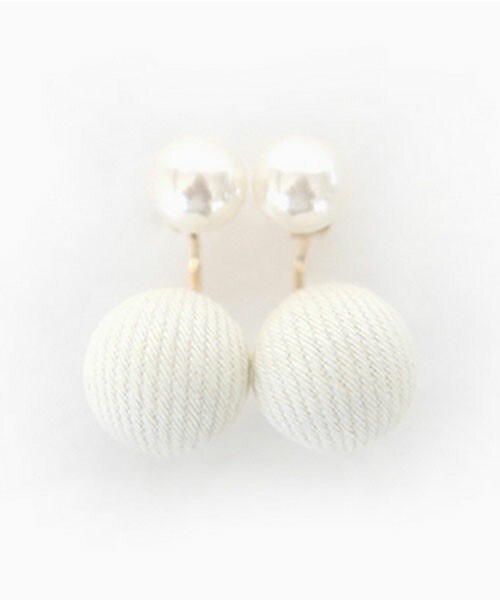 DHOLIC（ディーホリック）の「パール&パステルカラーボールピアス（ピアス（両耳用）・レディース・ピンク/イエロー/ディープブルーデニム/ライトブルーデニム/アイボリー・FREE）」の2枚目の写真