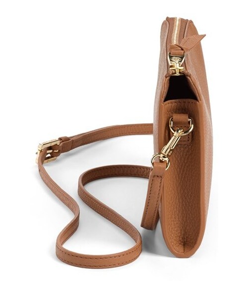 TORY BURCH（トリーバーチ）の「Tory Burch 'Robinson' Pebbled Leather Crossbody Wallet（ショルダーバッグ・レディース・Brown/Black/Beige・One Size）」の8枚目の写真