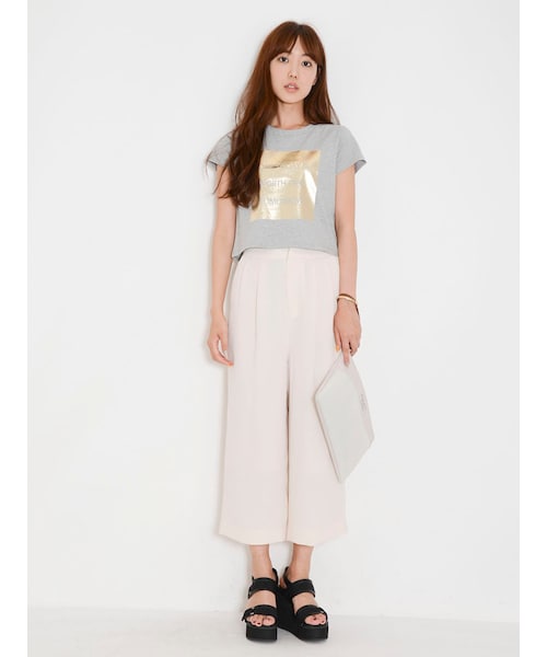 dazzlin（ダズリン）の「【W】クロップドワイドパンツ（パンツ・レディース・ホワイト/ブラック/ベージュ・S/M）」の4枚目の写真