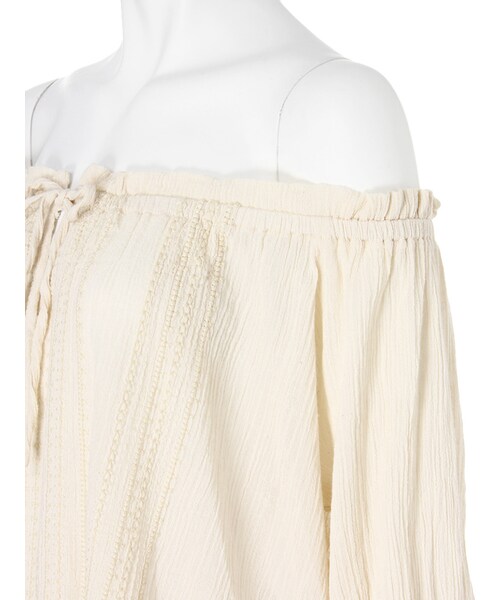 Ungrid（アングリッド）の「オフショルコットンブラウス（トップス・レディース・オフホワイト/ブラック/レッド・F）」の10枚目の写真