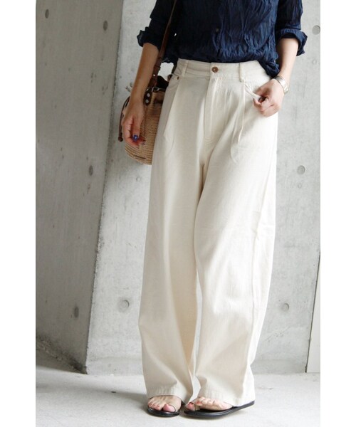JOURNAL STANDARD(ジャーナルスタンダード)の「8.5OZデニムタックワイドパンツ(パンツ・レディース・ナチュラル/ブルー A・36/38/40)」の1枚目の写真