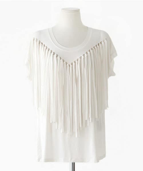 DHOLIC(ディーホリック)の「VフリンジルーズフィットTシャツ(Tシャツ/カットソー・レディース・アイボリー/ブラック・FREE)」の1枚目の写真