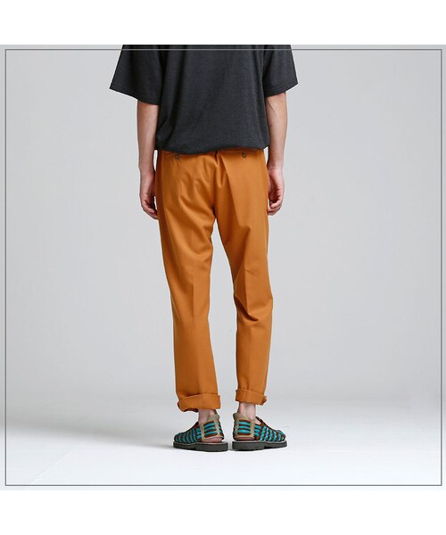 ROMANTIC CROWN（ロマンティッククラウン）の「THURSDAY WIDE PANTS_MUSTARD（その他・メンズ・기타）」の5枚目の写真