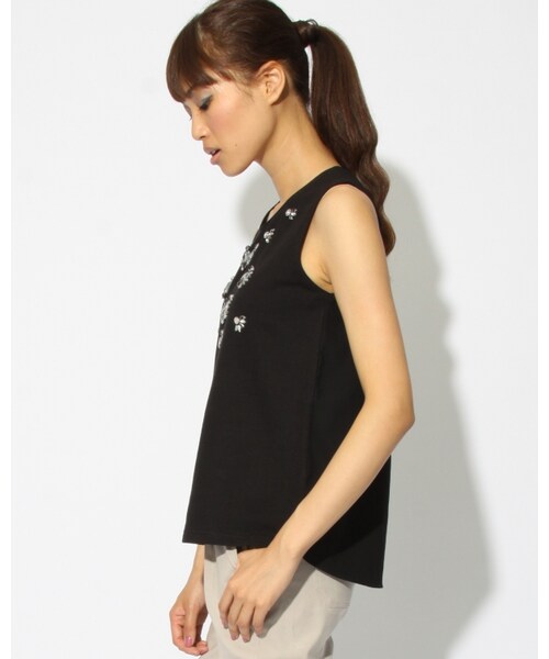 VICKY（ビッキー）の「マルチビジューノースリーブプルオーバー（トップス・レディース・ホワイト/ブラック・M）」の4枚目の写真