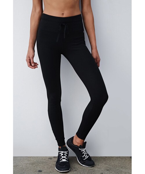 FOREVER 21（フォーエバー トゥエンティーワン）の「FOREVER 21