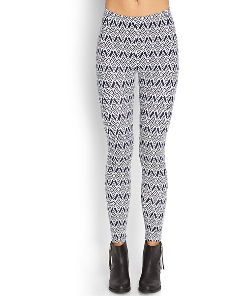 FOREVER 21（フォーエバー トゥエンティーワン）の「FOREVER 21 Geo Print Leggings（レギンス/スパッツ・レディース・White・X-Small/Small）」の2枚目の写真