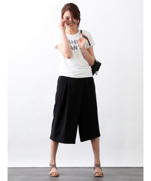 qualite(カリテ)の「アシンメトリータックキュロットパンツ(キュロット・レディース・ライトグレ-/ネイビー・1/2/3)」の12枚目の写真