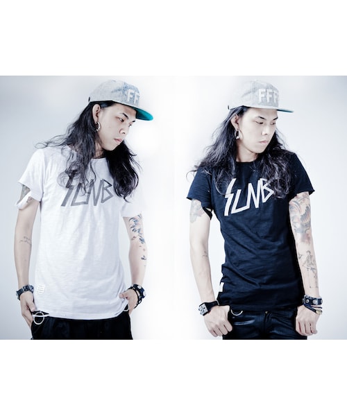 Slightly Numb（スライトリーナム）の「BASERIES-103（トップス・White/Black・00/01/02/03）」の5枚目の写真