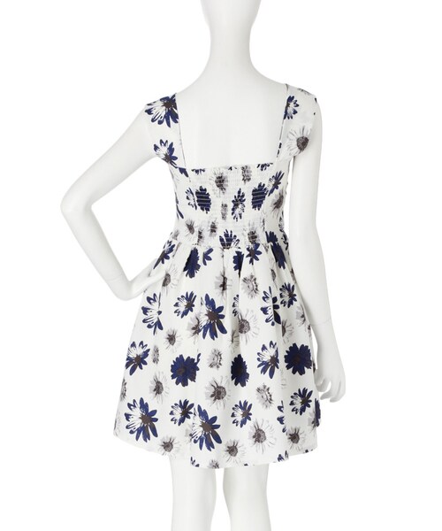 merry jenny（メリージェニー）の「Flowerフレアワンピース（ワンピース/ドレス・レディース・オフホワイト/ネイビー）」の5枚目の写真