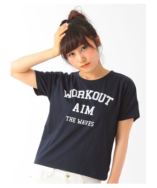 earth music&ecology（アースミュージックアンドエコロジー）の「カレッジTシャツ（トップス・レディース・オフホワイト/杢ライトグレー/ボルドー/ネイビー・F）」の4枚目の写真