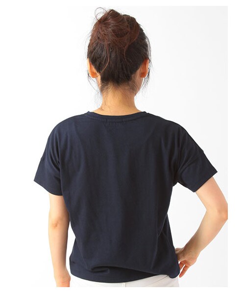 earth music&ecology（アースミュージックアンドエコロジー）の「カレッジTシャツ（トップス・レディース・オフホワイト/杢ライトグレー/ボルドー/ネイビー・F）」の7枚目の写真