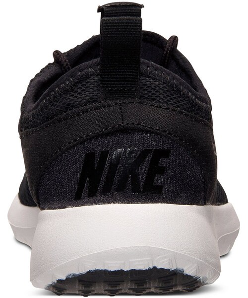 NIKE（ナイキ）の「Nike Women's Juvenate Casual Sneakers from Finish Line（スニーカー・レディース・Black・6/6.5/7/7.5/8/8.5/9/10）」の2枚目の写真