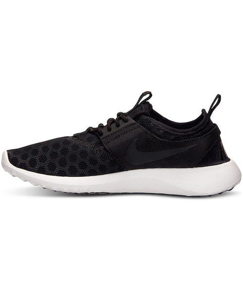 NIKE（ナイキ）の「Nike Women's Juvenate Casual Sneakers from Finish Line（スニーカー・レディース・Black・6/6.5/7/7.5/8/8.5/9/10）」の8枚目の写真