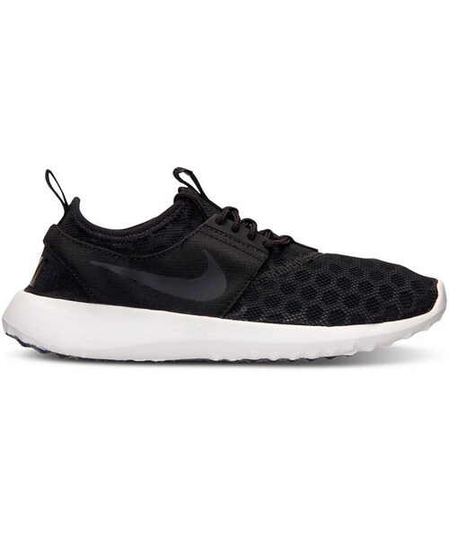 NIKE（ナイキ）の「Nike Women's Juvenate Casual Sneakers from Finish Line（スニーカー・レディース・Black・6/6.5/7/7.5/8/8.5/9/10）」の5枚目の写真