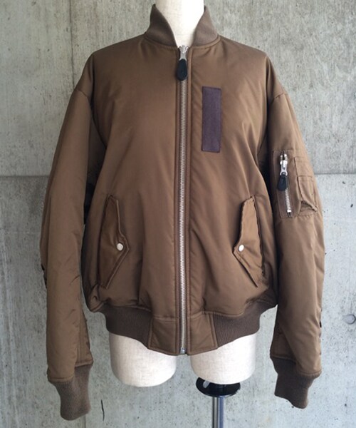 G.V.G.V.（ジーヴィージーヴィー）の「LACE UP MA-1 BLOUSON（ジャケット/アウター・BLACK/BROWN/KHAKI・34/36/40）」の2枚目の写真