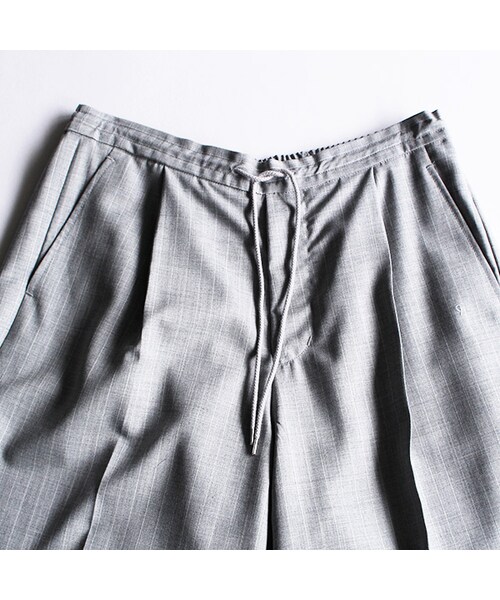 Nuggets(ナゲッツ)の「Big Pants - Tropical(パンツ・Grey・One)」の3枚目の写真