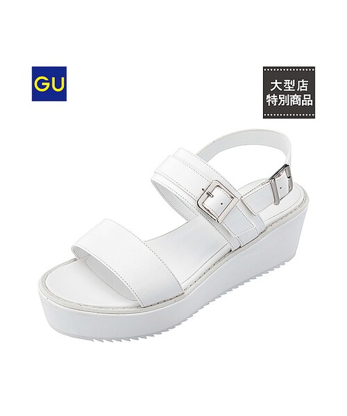 GU（ジーユー）の「（GU）シャークソールサンダル（WOMEN ⁄ シューズ・レディース・BLACK/WHITE・M/S/L）」の2枚目の写真